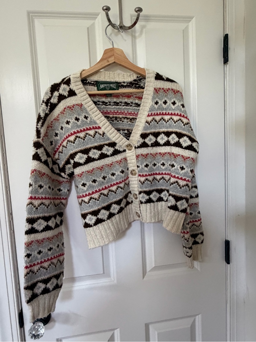 American Eagle Cream Patterned V-Neck Cardigan Sweater, Size XS